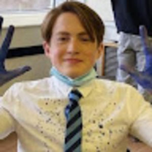 Meet your Posher, Levi